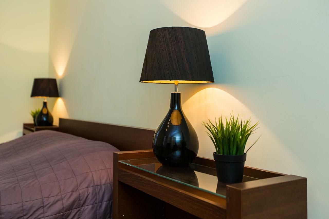 לבוב 3 Rooms Apartments In The City Centr מראה חיצוני תמונה